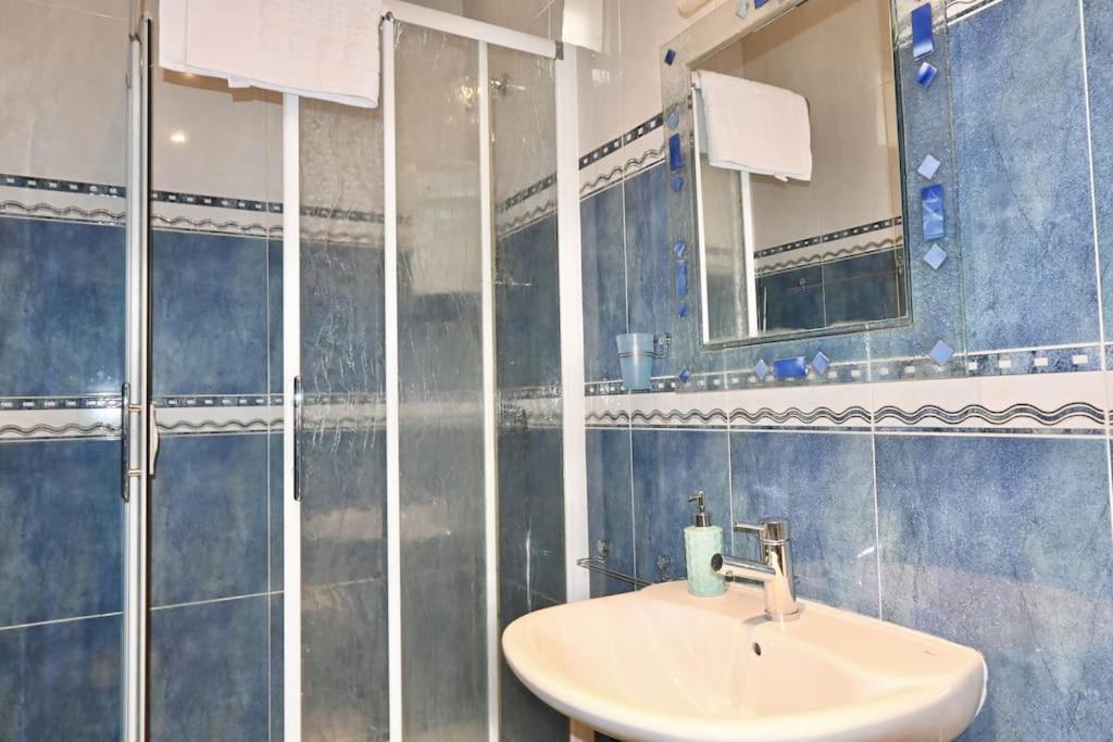 For You Rentals Encantador Apartamento Temporal Madrid Centro Vld13 المظهر الخارجي الصورة